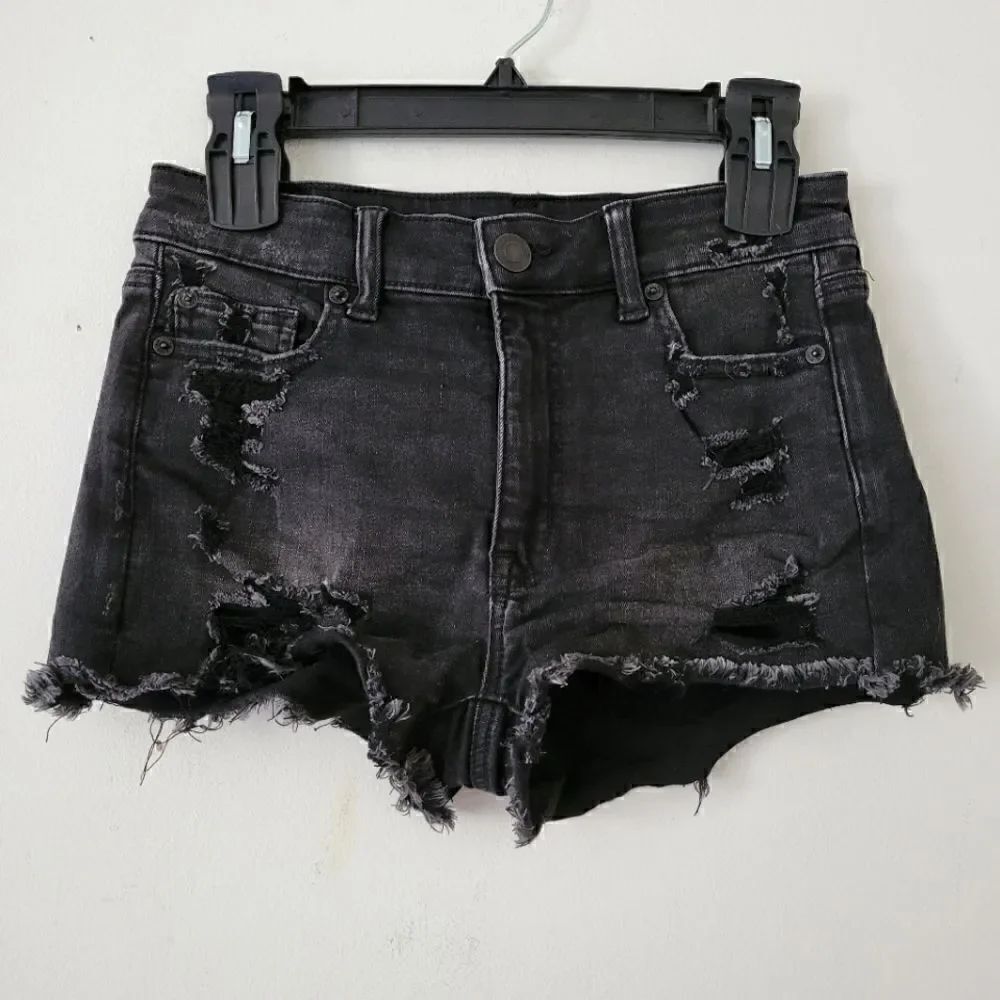 American Eagle Hi-Rise Shortie Black Distressed Shorts Raw Hem 4